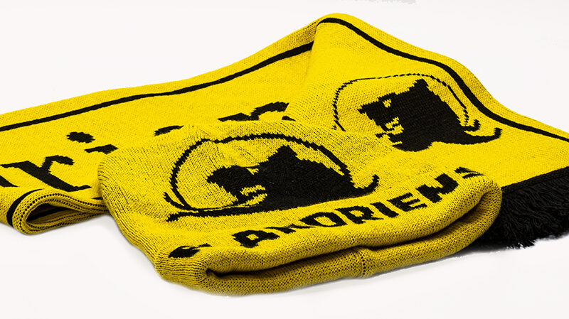 Pakket Flandrien. Sjaal en muts en je bent niet te temmen.